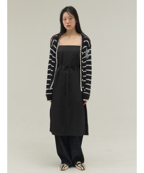 Sorry,Too Much Love（ソーリートゥーマッチラブ）の「Button Detail Square Neck Slip Dress_Black（ワンピース・レディース・その他・FREE）」の5枚目の写真