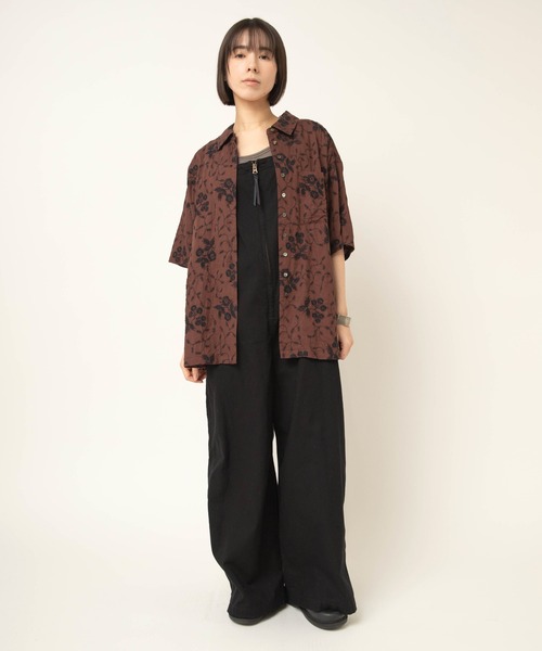 RNA-N(アールエヌエーエヌ)の「B2964 ボタニカル刺繍シャツ(シャツ/ブラウス・レディース・キナリ/ブラウン/グレイッシュベージュ・FREE)」の7枚目の写真