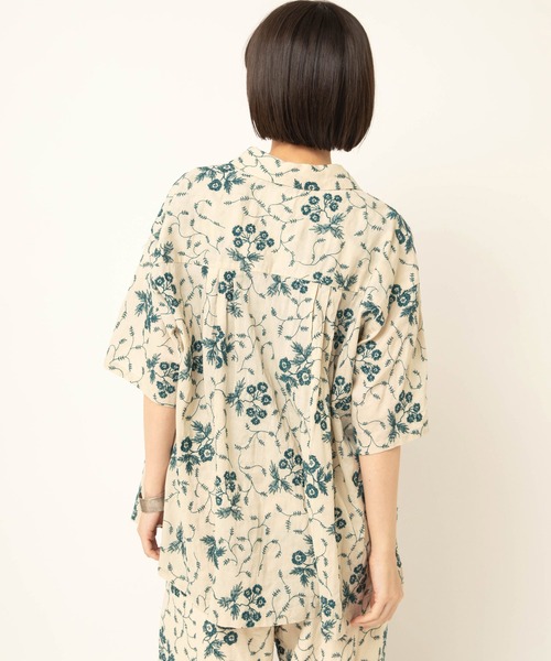 RNA-N(アールエヌエーエヌ)の「B2964 ボタニカル刺繍シャツ(シャツ/ブラウス・レディース・キナリ/ブラウン/グレイッシュベージュ・FREE)」の19枚目の写真