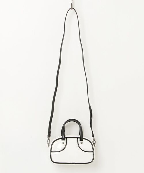 PUMA(プーマ)の「プーマ【PUMA】- グリップバッグ【1976 MICRO GRIP BAG PUMA WHITE-PUMA BLACK 091824-08】(ショルダーバッグ・レディース・ホワイト・ONE SIZE)」の6枚目の写真