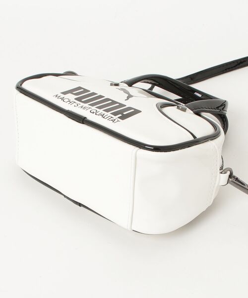 PUMA(プーマ)の「プーマ【PUMA】- グリップバッグ【1976 MICRO GRIP BAG PUMA WHITE-PUMA BLACK 091824-08】(ショルダーバッグ・レディース・ホワイト・ONE SIZE)」の7枚目の写真