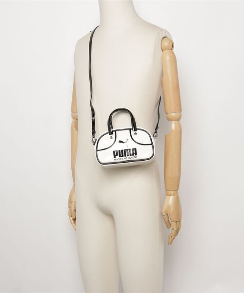 PUMA(プーマ)の「プーマ【PUMA】- グリップバッグ【1976 MICRO GRIP BAG PUMA WHITE-PUMA BLACK 091824-08】(ショルダーバッグ・レディース・ホワイト・ONE SIZE)」の9枚目の写真