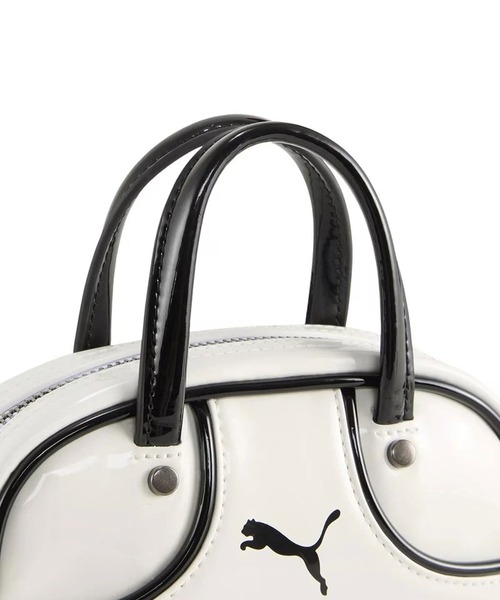 PUMA(プーマ)の「プーマ【PUMA】- グリップバッグ【1976 MICRO GRIP BAG PUMA WHITE-PUMA BLACK 091824-08】(ショルダーバッグ・レディース・ホワイト・ONE SIZE)」の4枚目の写真
