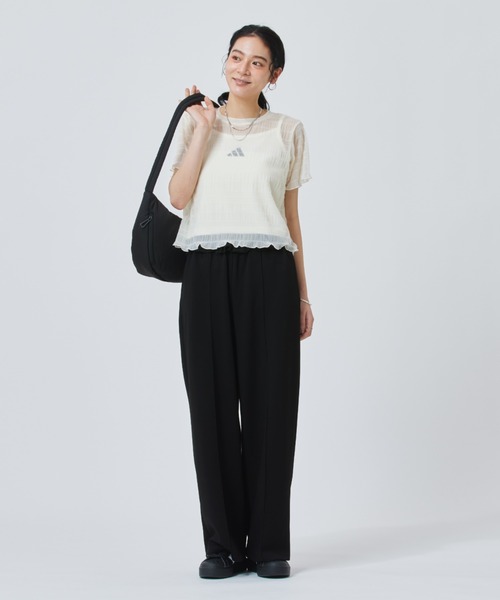 adidas(アディダス)の「【別注】アディダス adidas W SMOCKED SS TEE AP 限定コラボ(Tシャツ/カットソー・レディース・ブルー/オフホワイト/ブラック・S/M/L/XL)」の7枚目の写真