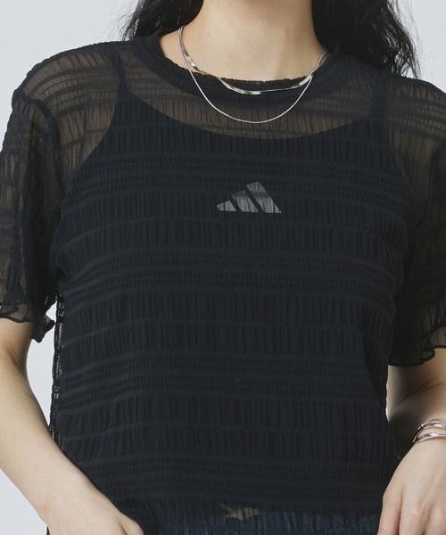 adidas(アディダス)の「【別注】アディダス adidas W SMOCKED SS TEE AP 限定コラボ(Tシャツ/カットソー・レディース・ブルー/オフホワイト/ブラック・S/M/L/XL)」の20枚目の写真