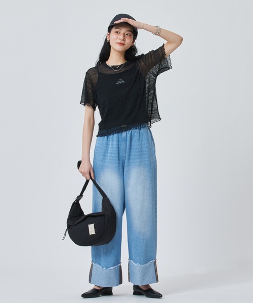 adidas(アディダス)の「【別注】アディダス adidas W SMOCKED SS TEE AP 限定コラボ(Tシャツ/カットソー・レディース・ブルー/オフホワイト/ブラック・S/M/L/XL)」の16枚目の写真