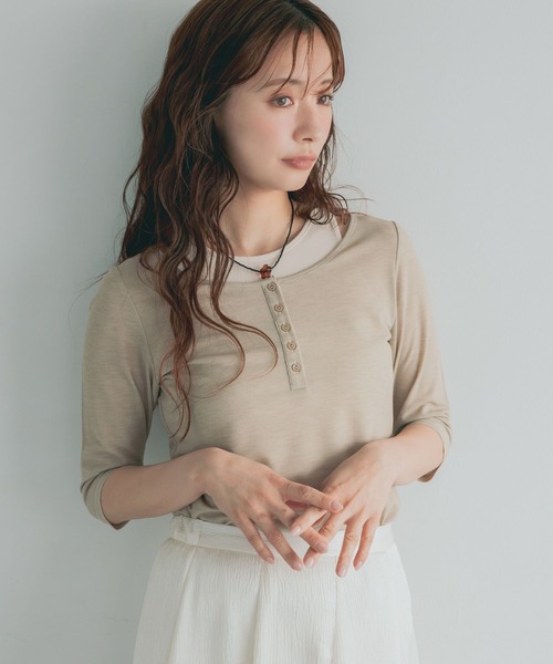 mysty woman(ミスティウーマン)の「シアーレイヤードカットSET 678688(Tシャツ/カットソー・レディース・チャコールグレー/ベージュ/ブラック・FREE)」の6枚目の写真
