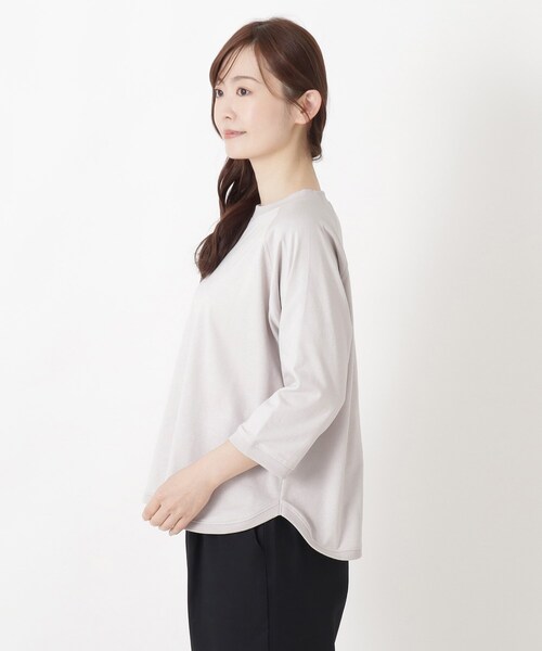 one'sterrace(ワンズテラス)の「クルーネック 7分袖ムジプルオーバー(Tシャツ/カットソー・レディース・グリーン系その他6/ブラック系8/ホワイト系9/ベージュ系その他7・02)」の6枚目の写真