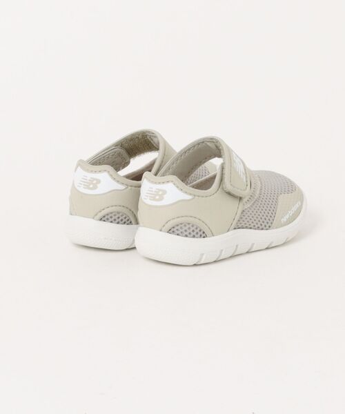 NEW BALANCE（ニューバランス）の「new balance ニューバランス I208 ベビーサンダル サマーシューズ 子供靴 水陸両用 ワンベルト I208215 ベージュ（サンダル・キッズ・ベージュ・12cm/13.0cm/14.0cm/15.0cm/16.0cm）」の2枚目の写真