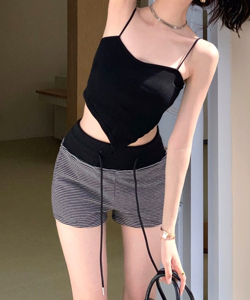 Vipoa（ヴィポア）の「Color Block Border Short Pants（その他パンツ・レディース・ブラック/イエロー・MEDIUM/SMALL）」の6枚目の写真