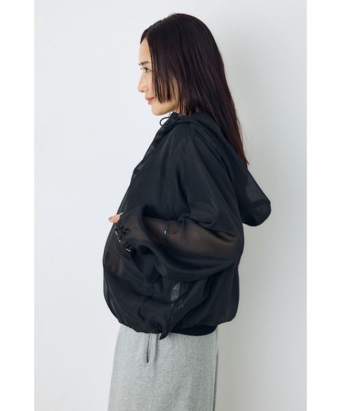 AZUL by moussy(アズールバイマウジー)の「【身長/骨格別着用画像あり】シアーブルゾン 春服 夏服 シアートップス 秋服 冷房対策(ブルゾン・レディース・ブラック/ライトグレー/ブラウン・FREE)」の9枚目の写真