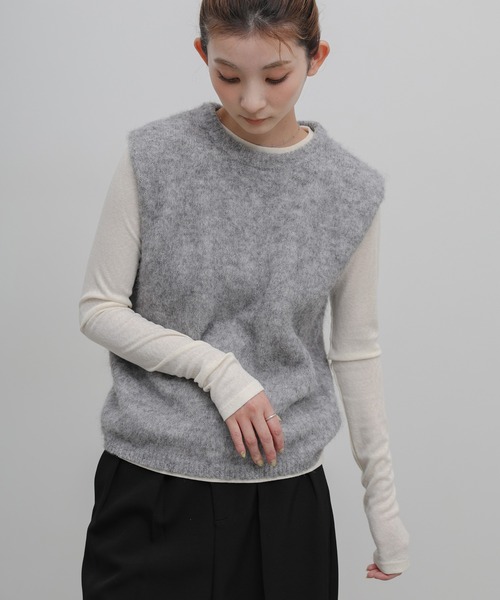 select MOCA(セレクトモカ)の「モヘア起毛ニットベスト(ベスト・レディース・グリーン/ブラウン/ブラック/オフホワイト/グレー・FREE)」の1枚目の写真
