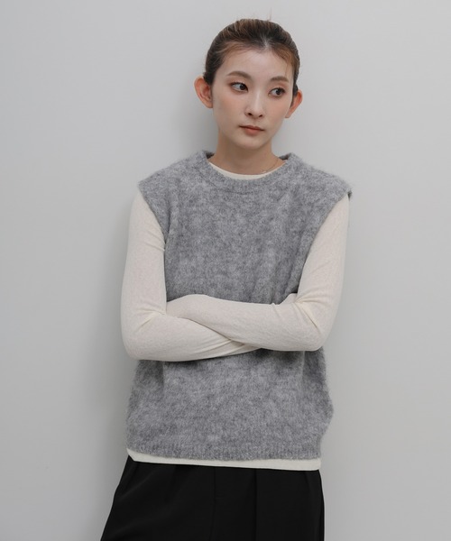 select MOCA(セレクトモカ)の「モヘア起毛ニットベスト(ベスト・レディース・グリーン/ブラウン/ブラック/オフホワイト/グレー・FREE)」の11枚目の写真