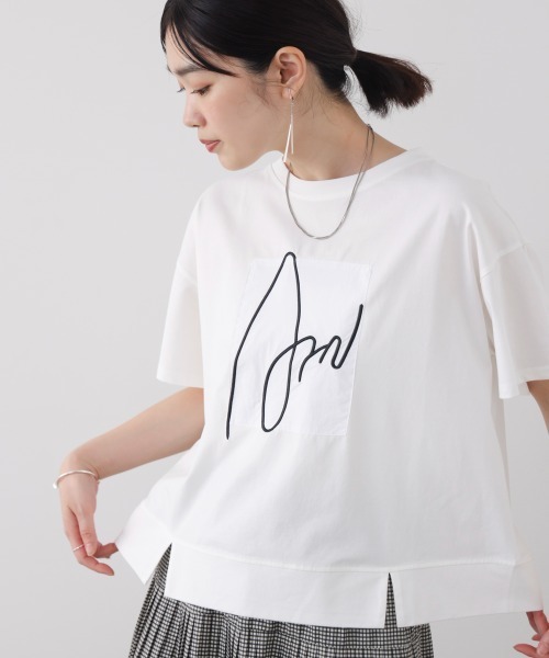 Bou Jeloud（ブージュルード）の「アートロゴカットソー（Tシャツ/カットソー・レディース・ブラック/グレー/パープル/ホワイト・FREE）」の2枚目の写真