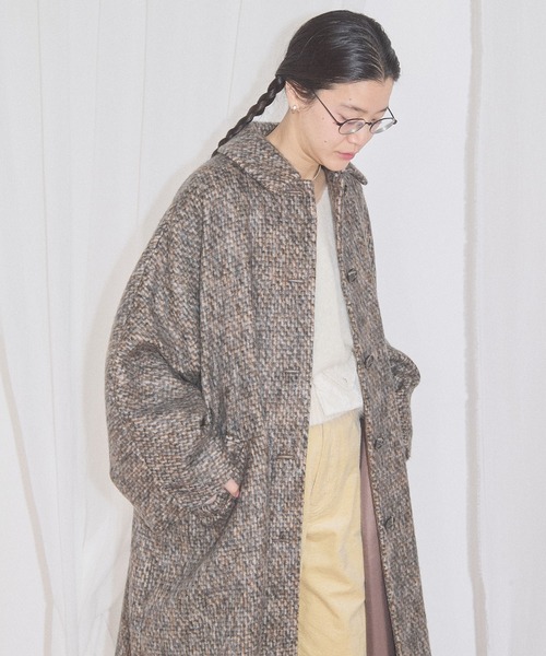 fig London(フィグロンドン)の「Phebe coat(ステンカラーコート・レディース・ベージュ/ブラック/ダークブラウン・FREE)」の17枚目の写真