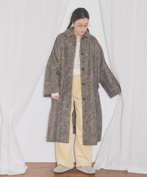 fig London(フィグロンドン)の「Phebe coat(ステンカラーコート・レディース・ベージュ/ブラック/ダークブラウン・FREE)」の18枚目の写真