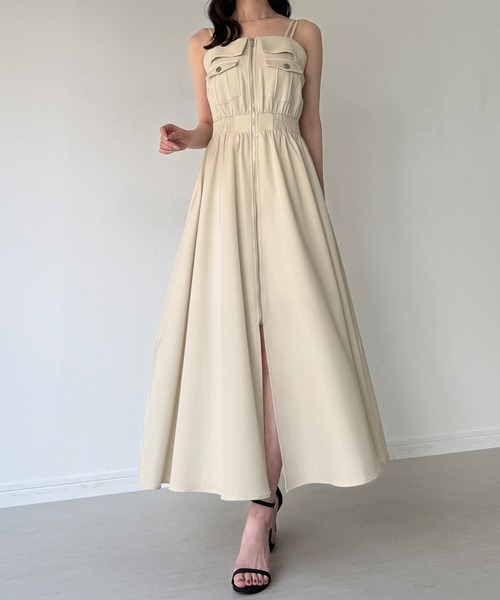 junoah（ジュノア）の「ミリタリーフレアキャミワンピース（ワンピース・レディース・ブラック/アイボリー/ブルーグレー・SMALL/MEDIUM/LARGE）」の2枚目の写真