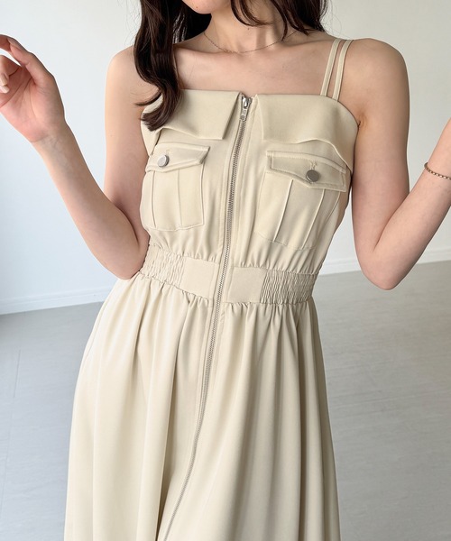 junoah（ジュノア）の「ミリタリーフレアキャミワンピース（ワンピース・レディース・ブラック/アイボリー/ブルーグレー・SMALL/MEDIUM/LARGE）」の4枚目の写真