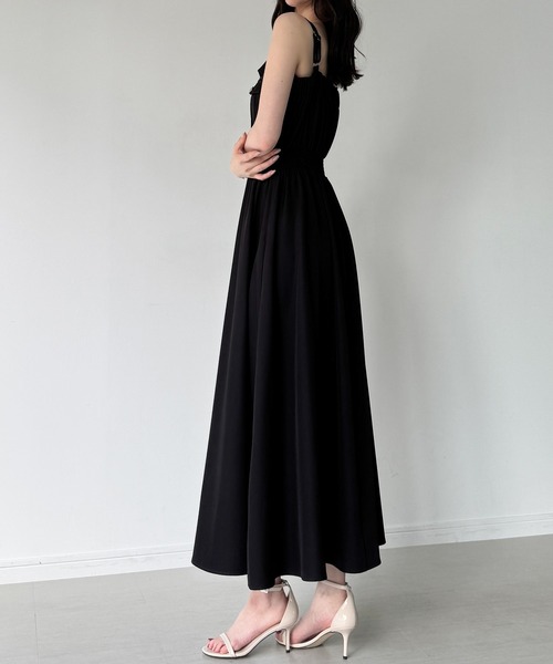 junoah（ジュノア）の「ミリタリーフレアキャミワンピース（ワンピース・レディース・ブラック/アイボリー/ブルーグレー・SMALL/MEDIUM/LARGE）」の11枚目の写真