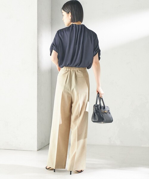 SHIPS(シップス)の「〈洗濯機可能/接触冷感/吸水速乾〉FUNCTION セミワイド パンツ(セットアップ対応可)(スラックス・レディース・ベージュ/ネイビー・36/38/40)」の5枚目の写真