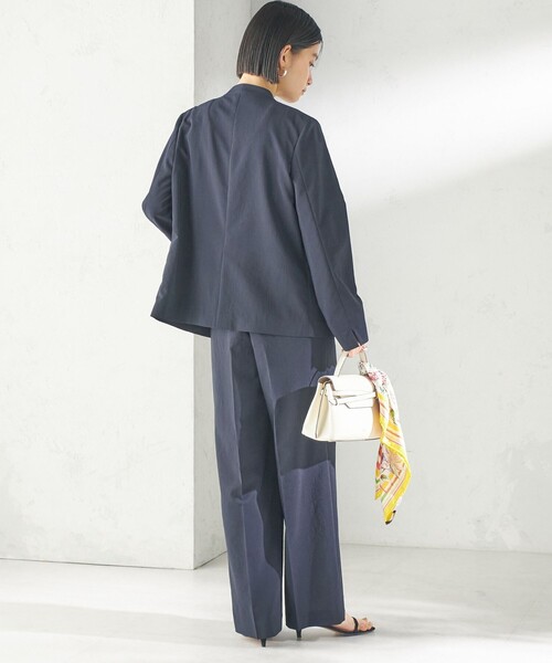 SHIPS(シップス)の「〈洗濯機可能/接触冷感/吸水速乾〉FUNCTION セミワイド パンツ(セットアップ対応可)(スラックス・レディース・ベージュ/ネイビー・36/38/40)」の14枚目の写真
