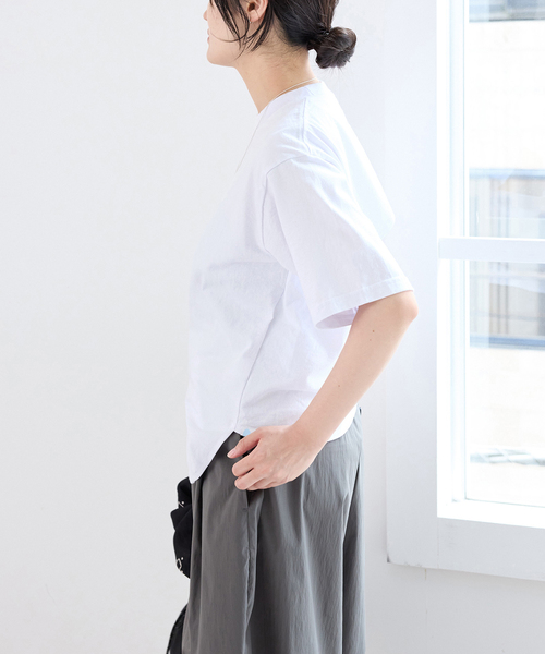 IENA(イエナ)の「FOLKIN' VIOLETTE ROOM BACK OPEN TEE Tシャツ FVR26411(Tシャツ/カットソー・レディース・ホワイト/ブルー・FREE)」の10枚目の写真