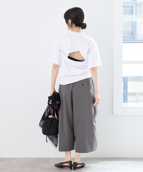 IENA(イエナ)の「FOLKIN' VIOLETTE ROOM BACK OPEN TEE Tシャツ FVR26411(Tシャツ/カットソー・レディース・ホワイト/ブルー・FREE)」の16枚目の写真