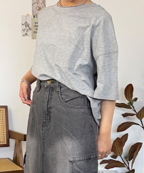 RCD(アールシーディー)の「ミニポケット付きオーバーサイズ無地Tシャツ(Tシャツ/カットソー・レディース・杢グレー/ブラック/オフホワイト・M)」の11枚目の写真