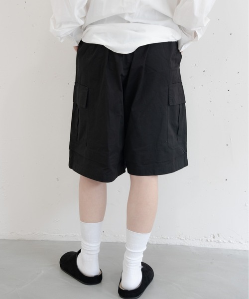 bashful base Oriental(バッシュフルベースオリエンタル)の「【bbO】ワイドカーゴポケットイージーショーツ(その他パンツ・メンズ・ブラック/ベージュ/ブラウン・MEDIUM/LARGE)」の11枚目の写真