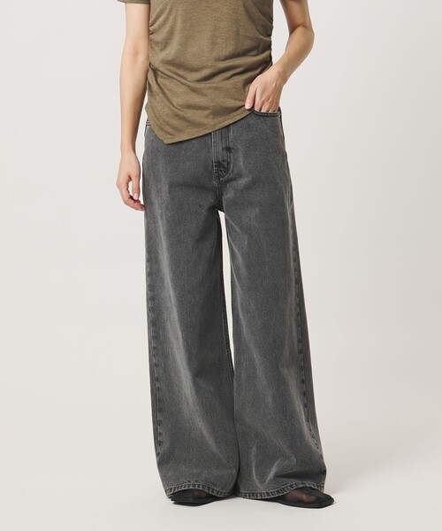 MARW UNITED ARROWS(マルゥ ユナイテッドアローズ)の「<MARW UNITED ARROWS>5ポケット ワイド デニムパンツ(デニムパンツ・レディース・グレー系/ライトブルー・38/36)」の2枚目の写真