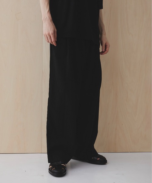 PUBLIC TOKYO(パブリックトウキョウ)の「トリプルタックワイドパンツ /夏服/ウエストゴム/ルーズ/ウォッシャブル(その他パンツ・メンズ・ブラック/マルチ・1/2)」の18枚目の写真