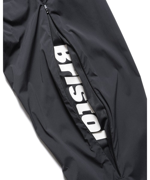 F.C.Real Bristol(エフシーレアルブリストル)の「CORDURA STRETCH VENTILATION BLOUSON(ブルゾン・メンズ・チャコールグレー/ブラック/グレイッシュベージュ・LARGE/MEDIUM/SMALL/X-LARGE/XX-LARGE)」の8枚目の写真