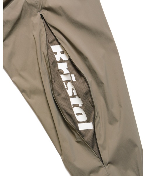 F.C.Real Bristol(エフシーレアルブリストル)の「CORDURA STRETCH VENTILATION BLOUSON(ブルゾン・メンズ・チャコールグレー/ブラック/グレイッシュベージュ・LARGE/MEDIUM/SMALL/X-LARGE/XX-LARGE)」の22枚目の写真