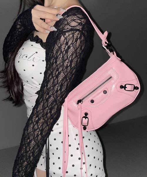me+em select(ミームセレクト)の「【 ショルダーストラップ付き2WAY 】ヴィンテージライクグランジミニハンドバッグ/ vintage like grunge mini hand bag(ショルダーバッグ・レディース・ホワイト/ブラック/ピンク・FREE)」の13枚目の写真