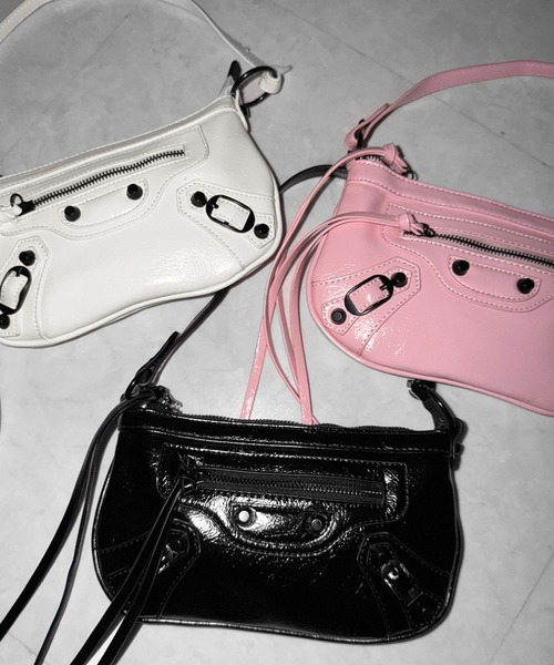 me+em select(ミームセレクト)の「【 ショルダーストラップ付き2WAY 】ヴィンテージライクグランジミニハンドバッグ/ vintage like grunge mini hand bag(ショルダーバッグ・レディース・ホワイト/ブラック/ピンク・FREE)」の4枚目の写真