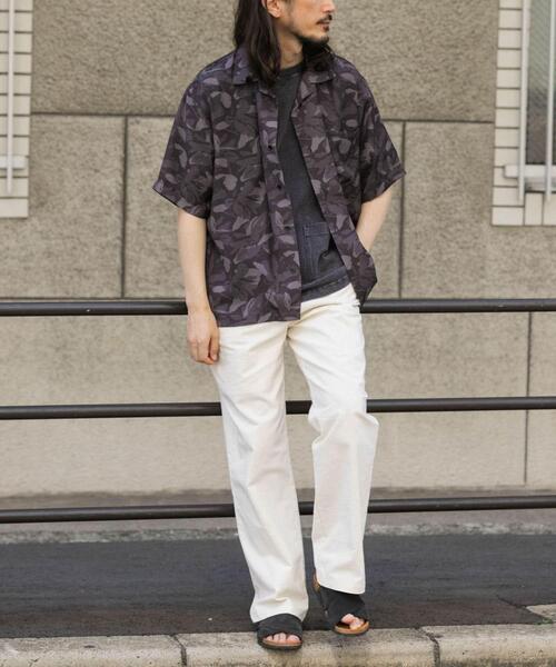 ITEMS URBANRESEARCH(アイテムズ アーバンリサーチ)の「ボタニカルプリント オープンカラー 半袖シャツ(シャツ/ブラウス・メンズ・ブラック/モカ/グレー/ブルー系その他・LARGE/MEDIUM)」の21枚目の写真