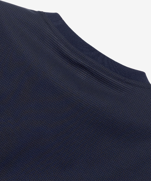 MINDBRIDGE（マインドブリッジ）の「[エアクール]エアホールオーバーフィットネイビーティーシャツ（Tシャツ/カットソー・メンズ・ネイビー・100/105/110/95）」の4枚目の写真