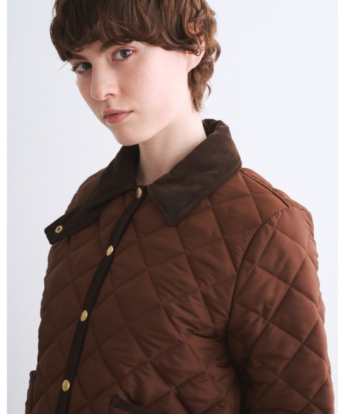 Traditional Weatherwear(トラディショナルウェザーウェア)の「WAVERLY A-LINE(ダウンジャケット/コート・レディース・ネイビー/ブラウン/ブラック×ブラック/アイボリー・36/34/32)」の9枚目の写真