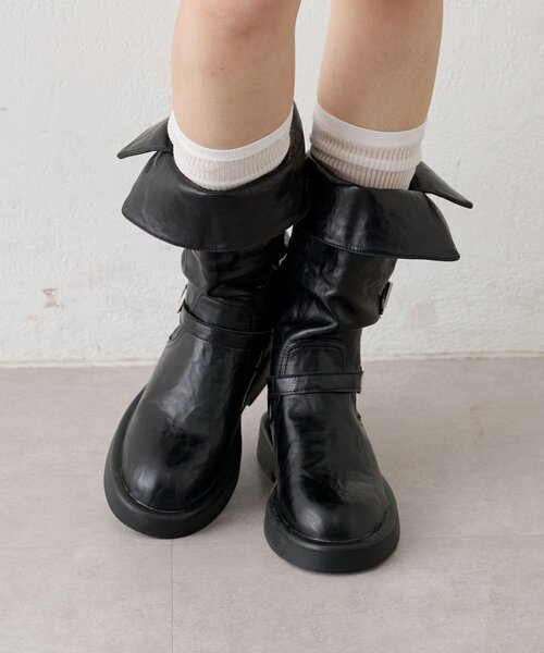 mystic(ミスティック)の「サイドベルトミドルブーツ(ブーツ・レディース・ブラック/ベージュ・SMALL/MEDIUM/LARGE)」の7枚目の写真