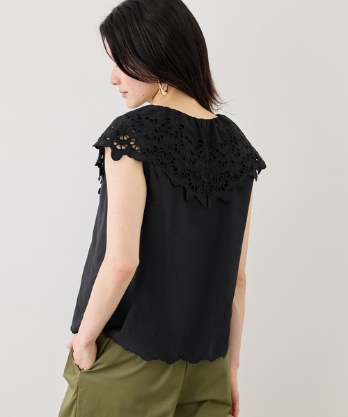 ROPE' PICNIC(ロペピクニック)の「刺繍フリルブラウス(シャツ/ブラウス・レディース・ホワイト/ブラック/ダークブラウン/サックスブルー・FREE)」の13枚目の写真