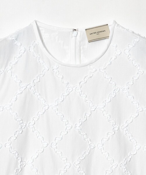 UNITED ARROWS(ユナイテッドアローズ)の「エンブロイダリー フリル フレンチスリーブ ブラウス(シャツ/ブラウス・レディース・ブラック/ライトブルー/ホワイト・FREE)」の12枚目の写真