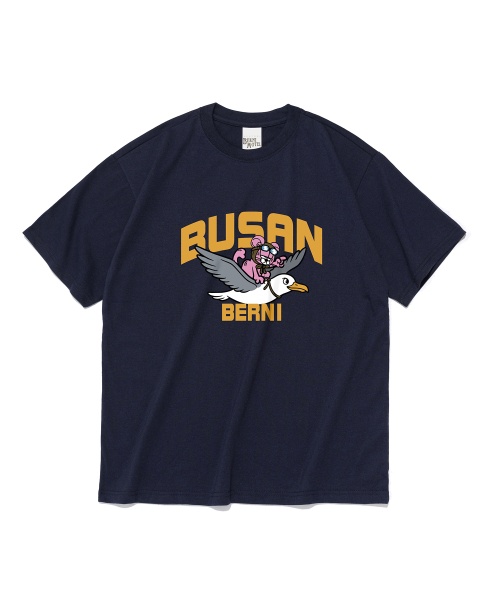 BERNI(ベルニ)の「釜山カモメトリップ半袖Tシャツ(ネイビー)(Tシャツ/カットソー・レディース・その他・SMALL/MEDIUM/LARGE/X-LARGE/2XL)」の1枚目の写真