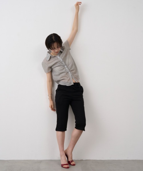 NUJOH(ヌゾ)の「Mini Check Shirring Shirt / ミニチェックシャーリングシャツ(シャツ/ブラウス・レディース・ブルー/ブラック/アイボリー・FREE)」の10枚目の写真