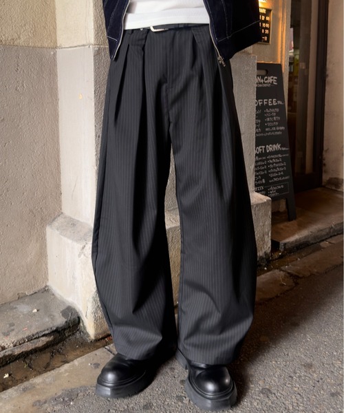 Chikashitsu +(チカシツプラス)の「【Chikashitsu +】double tuck stripe slacks / 【チカシツプラス】ダブルタックストライプスラックス(スラックス・メンズ・ブラック・L/M/S)」の11枚目の写真