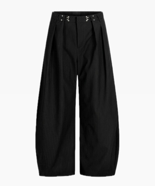 Chikashitsu +(チカシツプラス)の「【Chikashitsu +】double tuck stripe slacks / 【チカシツプラス】ダブルタックストライプスラックス(スラックス・メンズ・ブラック・L/M/S)」の7枚目の写真