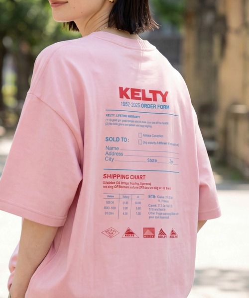 KELTY(ケルティ)の「【KELTY】≪別注≫Back Print vintage archive classical LOGO crewneck Tee Colorful Print(Tシャツ/カットソー・レディース・ホワイト/ブラック/グレー/ピンク・S/L/XS/M)」の4枚目の写真