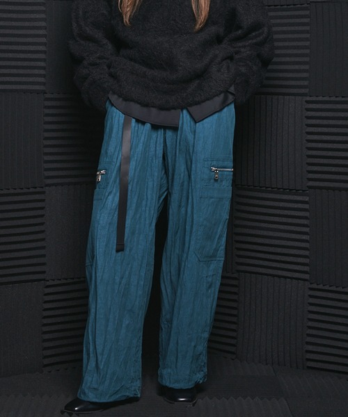 MAISON SPECIAL(メゾンスペシャル)の「《UNISEX》Fibrillated Nylon Prime-Wide Belted Garden Pants/フィブリルナイロンプライムワイドベルテッドガーデンパンツ【MAISON SPECIAL/メゾンスペシャル】(その他パンツ・メンズ・ブラック/グレイッシュベージュ/ターコイズブルー・2/1/0)」の3枚目の写真