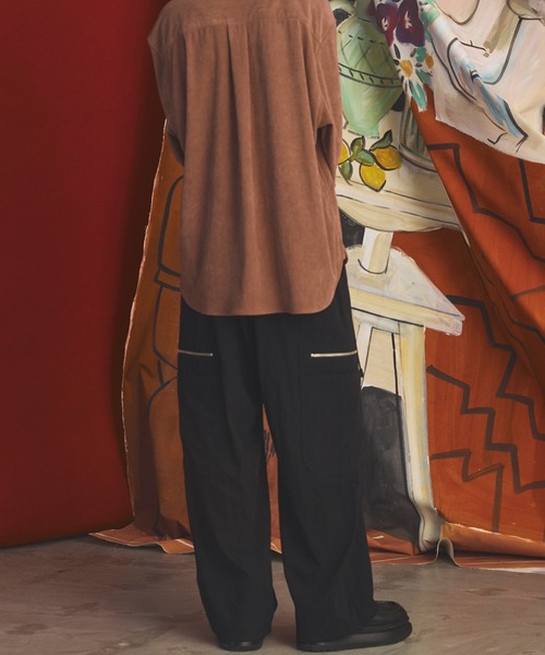 MAISON SPECIAL(メゾンスペシャル)の「《UNISEX》Fibrillated Nylon Prime-Wide Belted Garden Pants/フィブリルナイロンプライムワイドベルテッドガーデンパンツ【MAISON SPECIAL/メゾンスペシャル】(その他パンツ・メンズ・ブラック/グレイッシュベージュ/ターコイズブルー・2/1/0)」の19枚目の写真