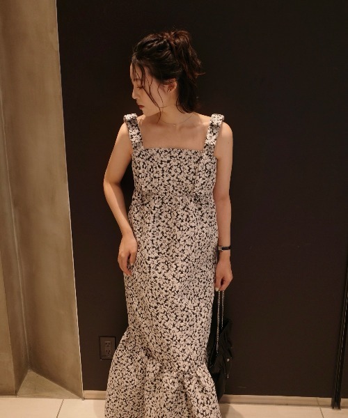 LE'RURE（リルアー）の「Jacquard ribbon tiered onepiece（ワンピース・レディース・ブラウン/ブラック・TALL/MEDIUM/SMALL）」の4枚目の写真