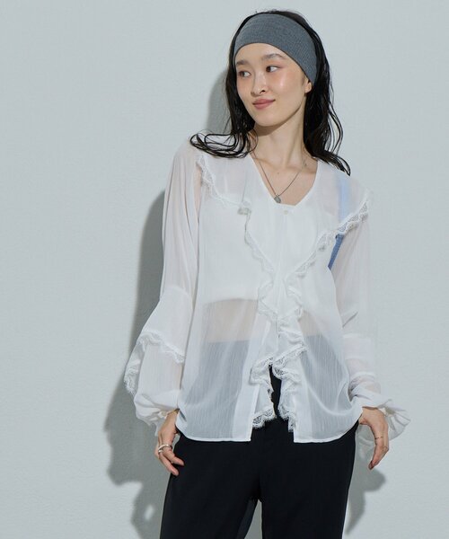 DISCOAT（ディスコート）の「【Noka】バーティカルフリルブラウス《WEB限定》（シャツ/ブラウス・レディース・ブラック/オフホワイト/サックスブルー・FREE）」の17枚目の写真
